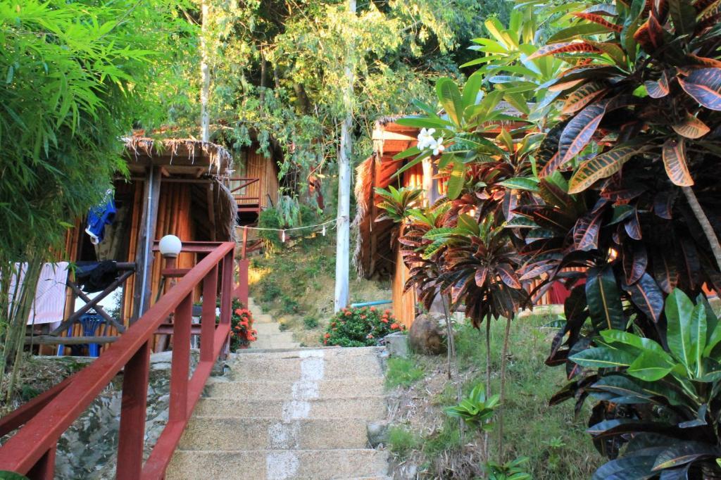 Bamboo Mountain View Phi Phi Resort エクステリア 写真
