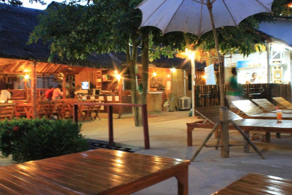 Bamboo Mountain View Phi Phi Resort エクステリア 写真