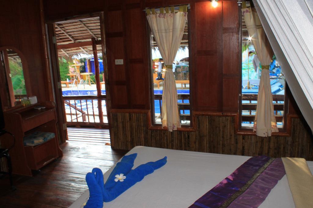 Bamboo Mountain View Phi Phi Resort 部屋 写真